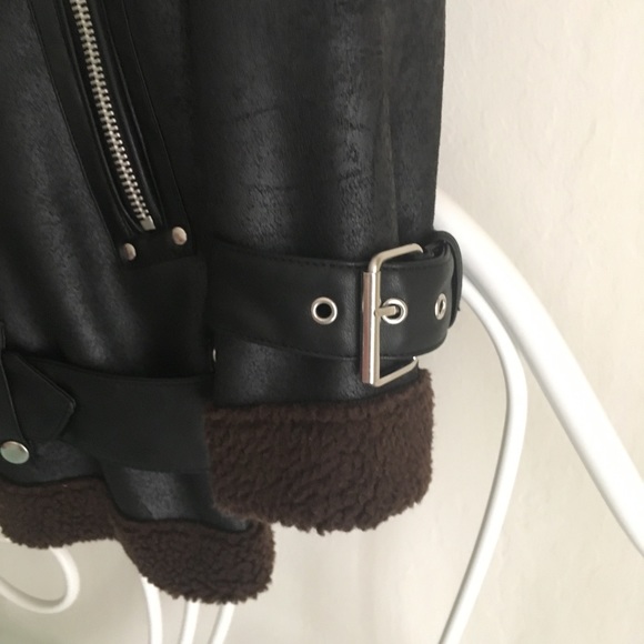 Urban Outfitters black jacket - Picture 3 of 8